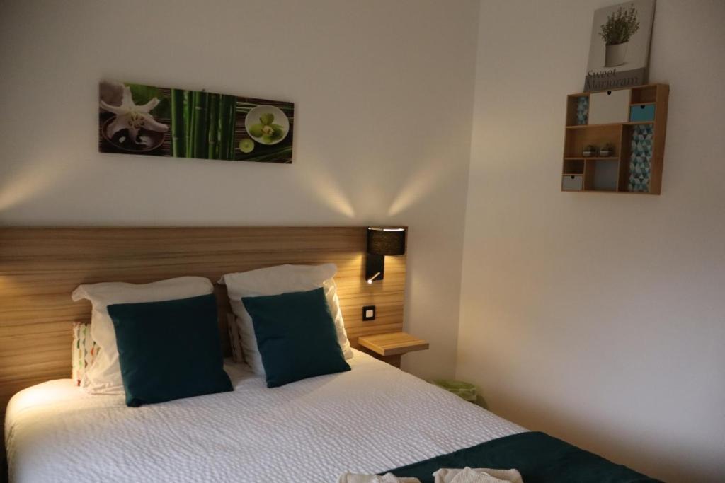 Le Relais De Porz Morvan Plomodiern ภายนอก รูปภาพ