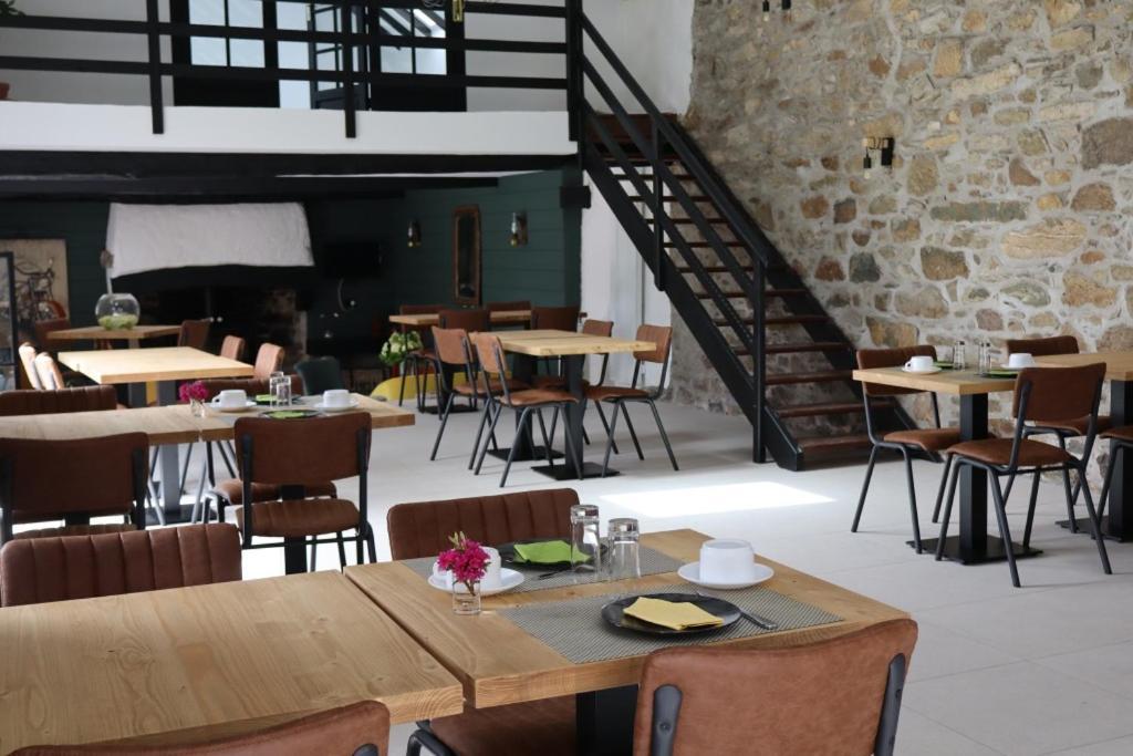 Le Relais De Porz Morvan Plomodiern ภายนอก รูปภาพ